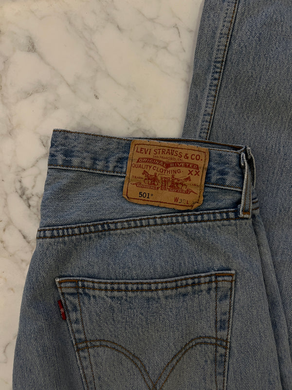 Levi's 501 W32