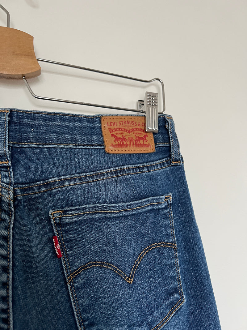 Levi's 715 W29